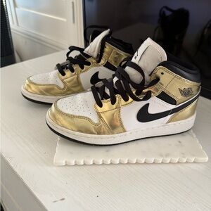 Nike Kids Gold, White & Black High-Top Sneakers